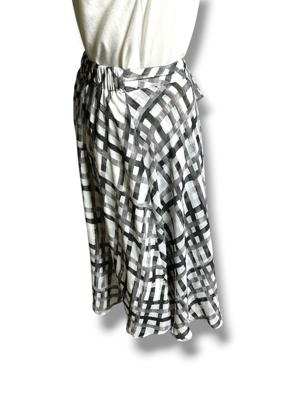 Flowy skirt